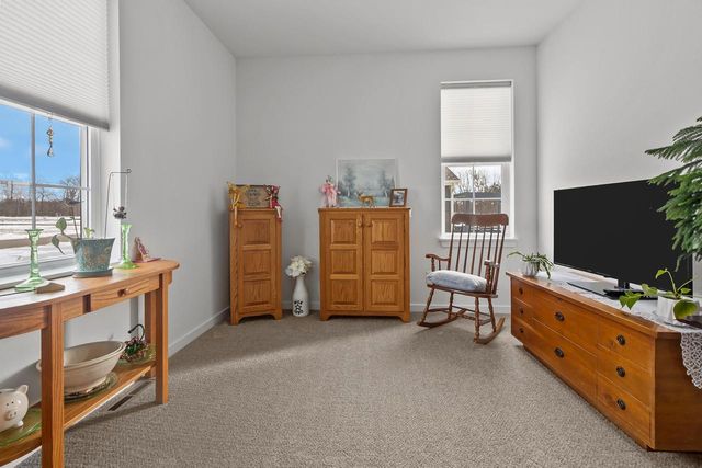 2689 Mapleton AVENUE, East Troy, WI 53120