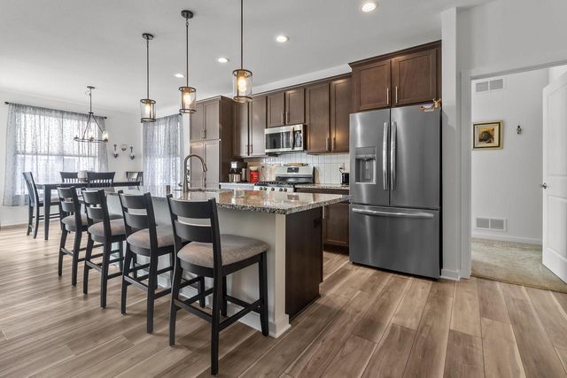 2689 Mapleton AVENUE, East Troy, WI 53120