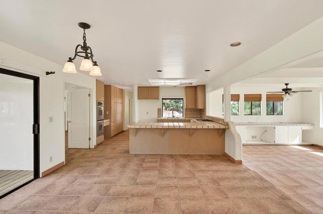 31021 Camphora Road, Soledad, CA 93960