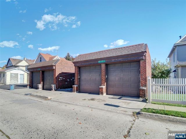 176 Teaneck Road, Ridgefield Park, NJ 07660