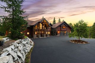 968 Hidden Valley Rd, Sandpoint, ID 83864