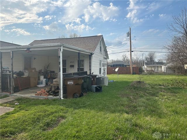 2627 Ome Avenue, Dayton, OH 45414