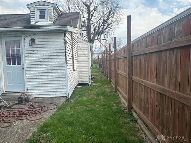 2627 Ome Avenue, Dayton, OH 45414