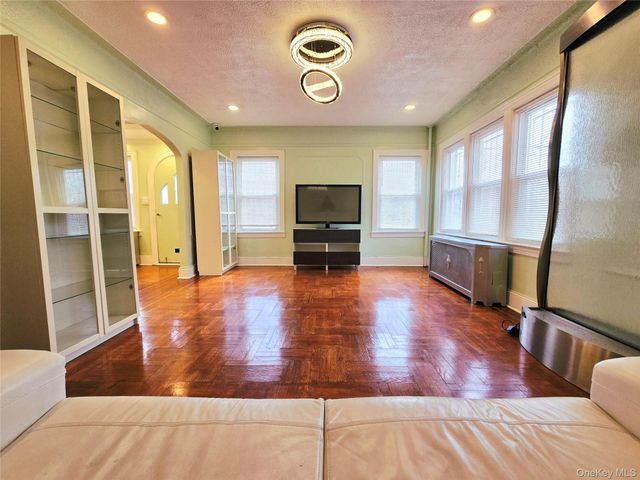 10773 129th Street, Richmond Hill S., NY 11419