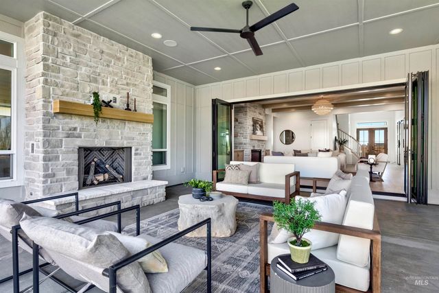 981 S Waning Lane, Eagle, ID 83616