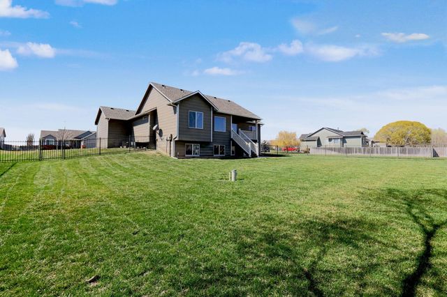 6501 W Kollmeyer Ct, Wichita, KS 67205