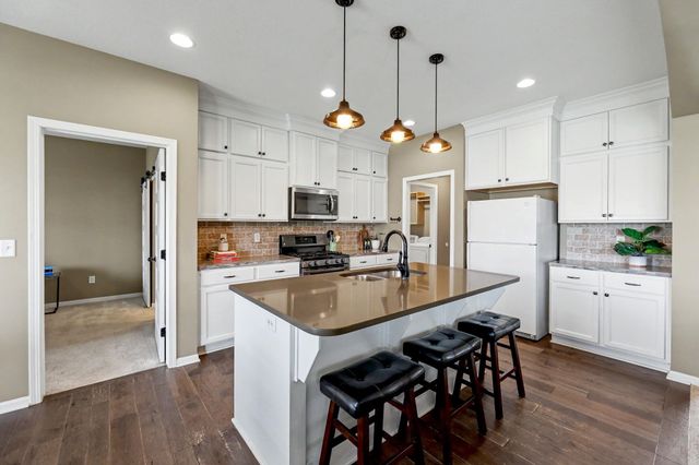 6501 W Kollmeyer Ct, Wichita, KS 67205