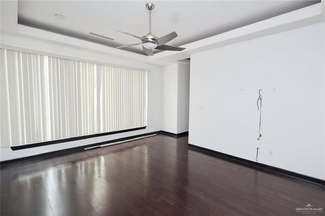 2435 E 7th Avenue, Mission, TX 78572