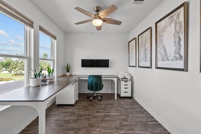 214 Sampan Drive, Tiki Island, TX 77554