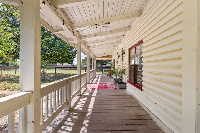 13580 County Road 4200, Lindale, TX 75771