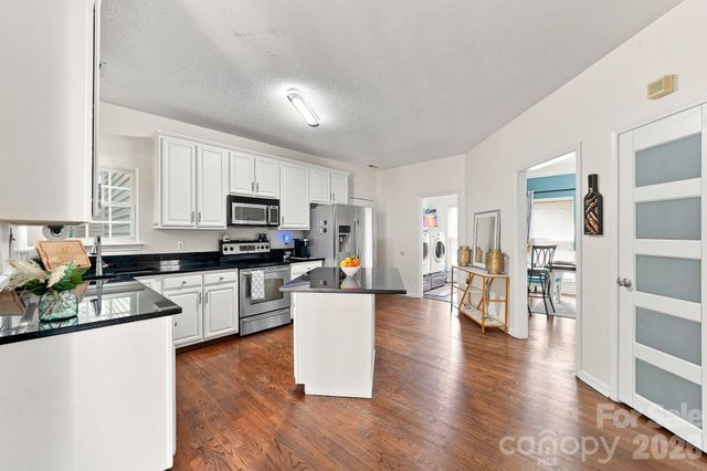 104 Oak Grove Court, Fort Mill, SC 29715