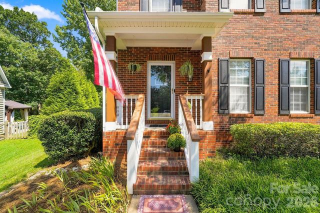 104 Oak Grove Court, Fort Mill, SC 29715