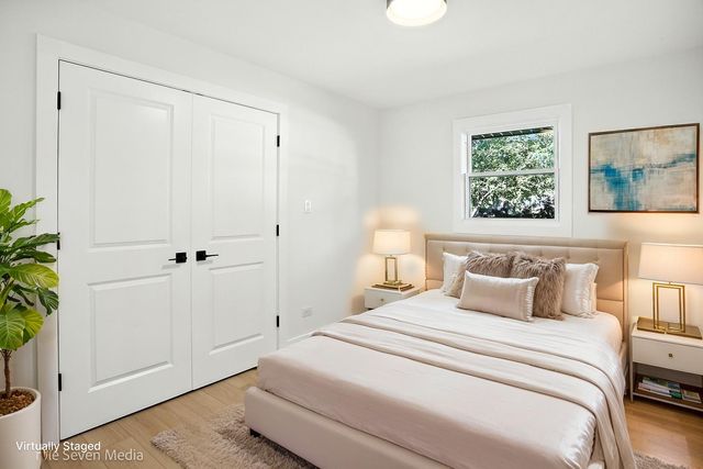 8053 Newland Avenue, Burbank, IL 60459