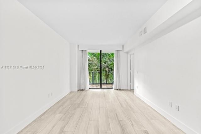 121 NE 34th St L303, Miami, FL 33137