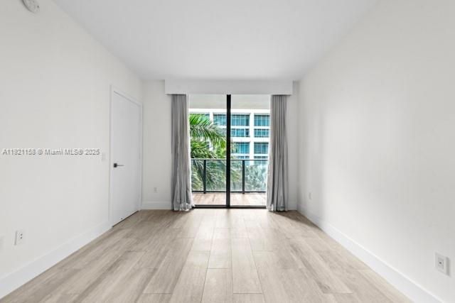 121 NE 34th St L303, Miami, FL 33137