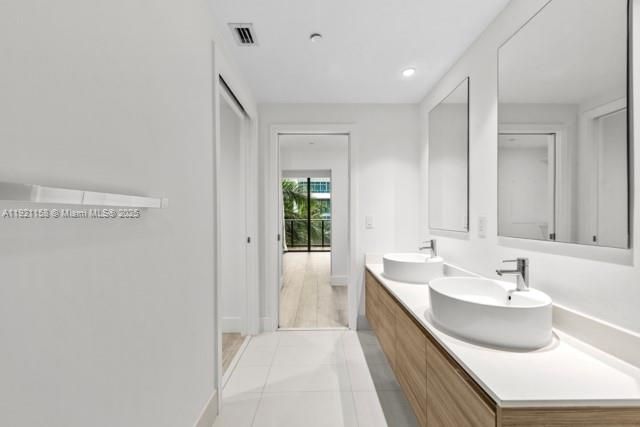 121 NE 34th St L303, Miami, FL 33137