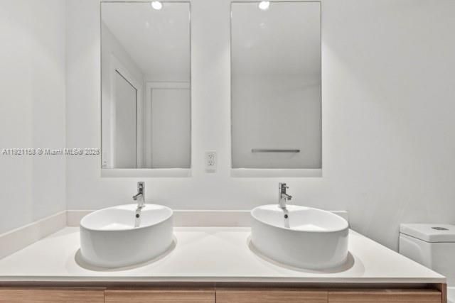 121 NE 34th St L303, Miami, FL 33137