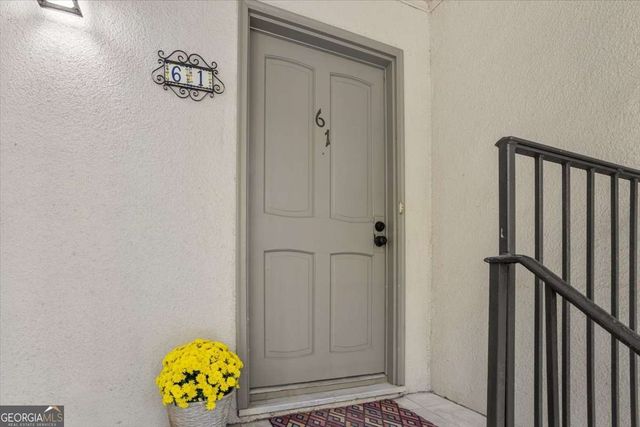 61 Lamsden Lane NW, Atlanta, GA 30327