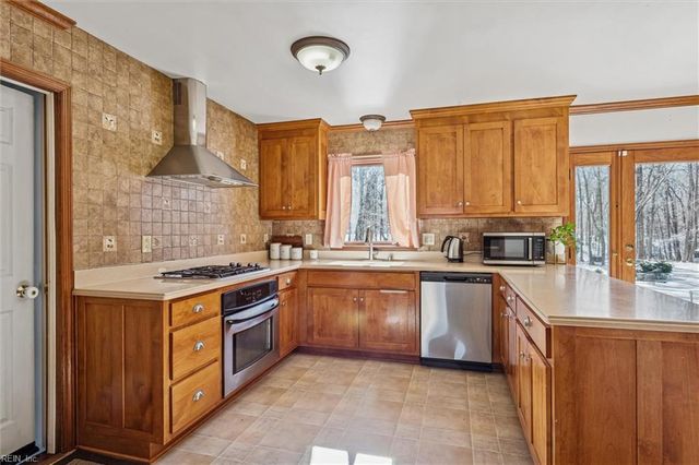 113 Wilson DR, Williamsburg, VA 23188