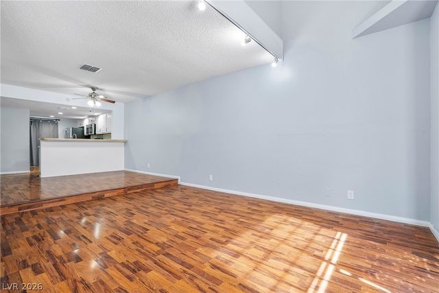 6553 Ironbark Lane, Las Vegas, NV 89107