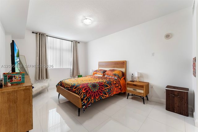 140 S Dixie Hwy 725, Hollywood, FL 33020