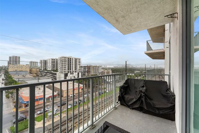 140 S Dixie Hwy 725, Hollywood, FL 33020