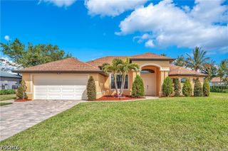 1627 SW 14th ST, Cape Coral, FL 33991