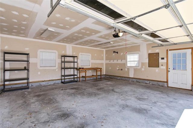 6493 Walter Reed DR, Gloucester, VA 23061