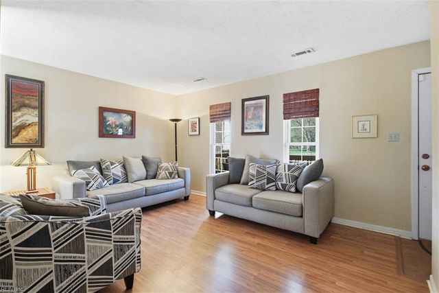 6493 Walter Reed DR, Gloucester, VA 23061