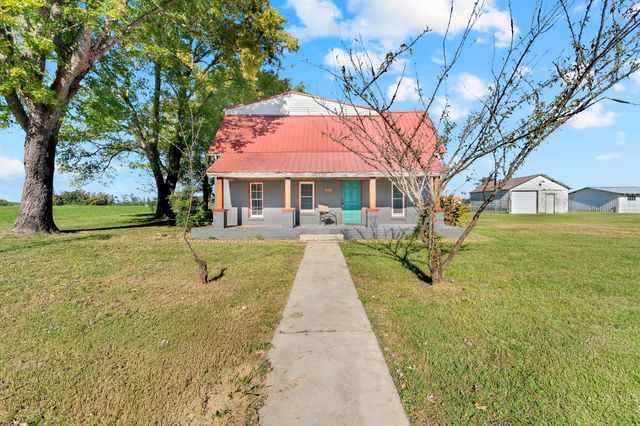 490 Shady Grove Rd, Manchester, TN 37355