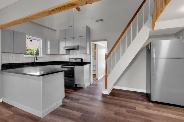 490 Shady Grove Rd, Manchester, TN 37355