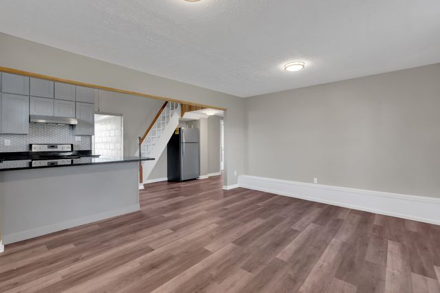 490 Shady Grove Rd, Manchester, TN 37355