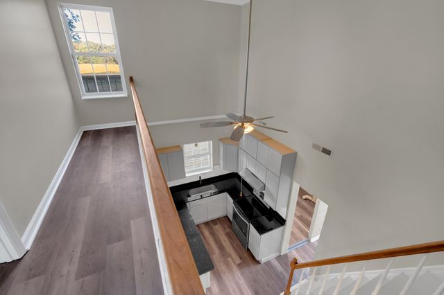 490 Shady Grove Rd, Manchester, TN 37355