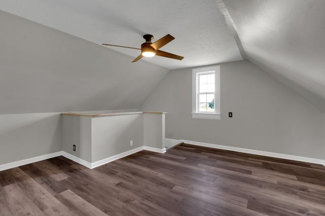 490 Shady Grove Rd, Manchester, TN 37355