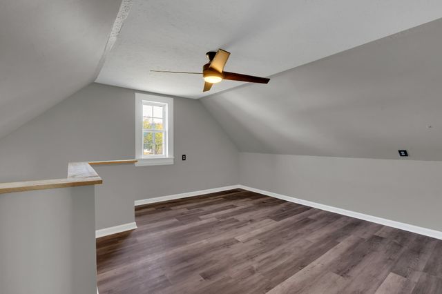 490 Shady Grove Rd, Manchester, TN 37355