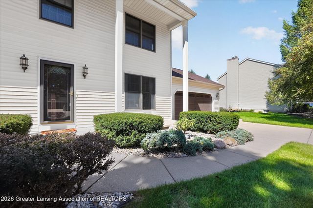 12382 Burlingame Drive, Dewitt, MI 48820