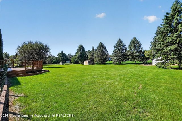 12382 Burlingame Drive, Dewitt, MI 48820