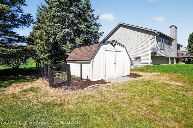 12382 Burlingame Drive, Dewitt, MI 48820