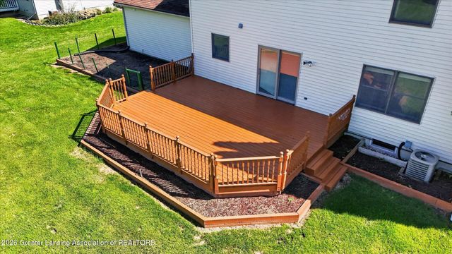 12382 Burlingame Drive, Dewitt, MI 48820