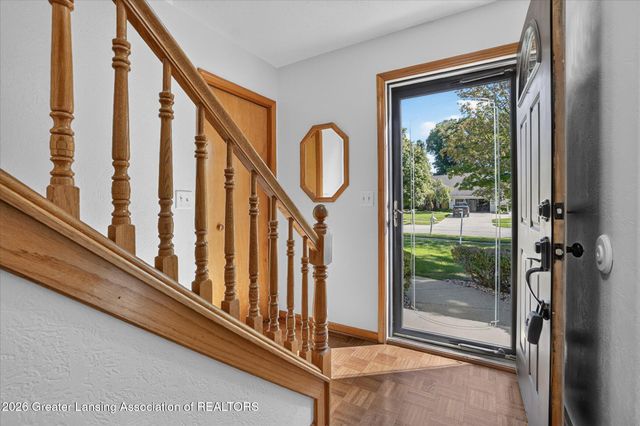 12382 Burlingame Drive, Dewitt, MI 48820