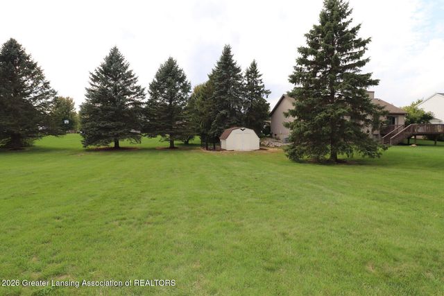 12382 Burlingame Drive, Dewitt, MI 48820