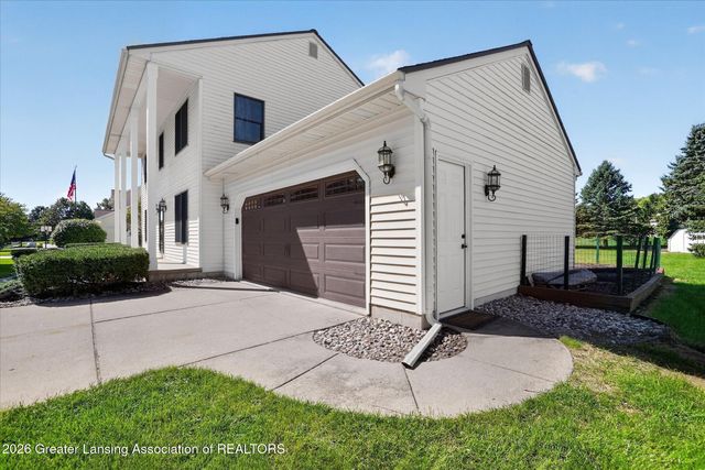 12382 Burlingame Drive, Dewitt, MI 48820