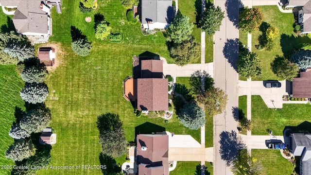 12382 Burlingame Drive, Dewitt, MI 48820