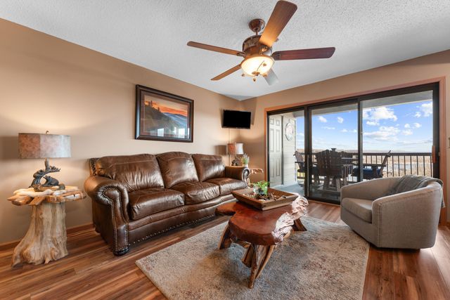 1 Treehouse Lane 4, Branson, MO 65616