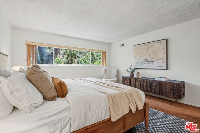 7554 Devista Drive, Los Angeles, CA 90046