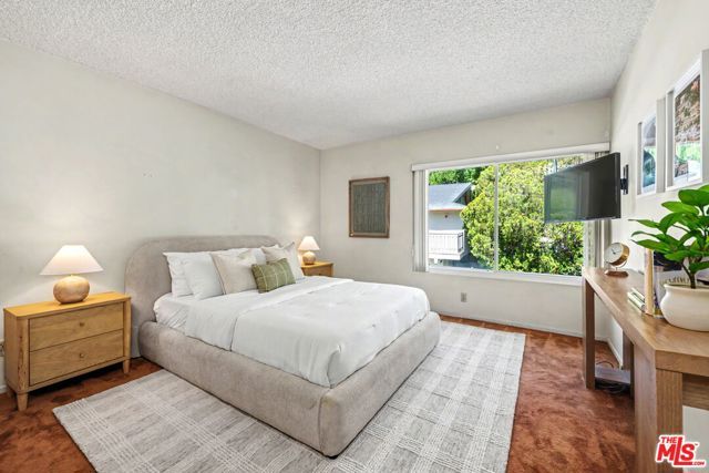 7554 Devista Drive, Los Angeles, CA 90046
