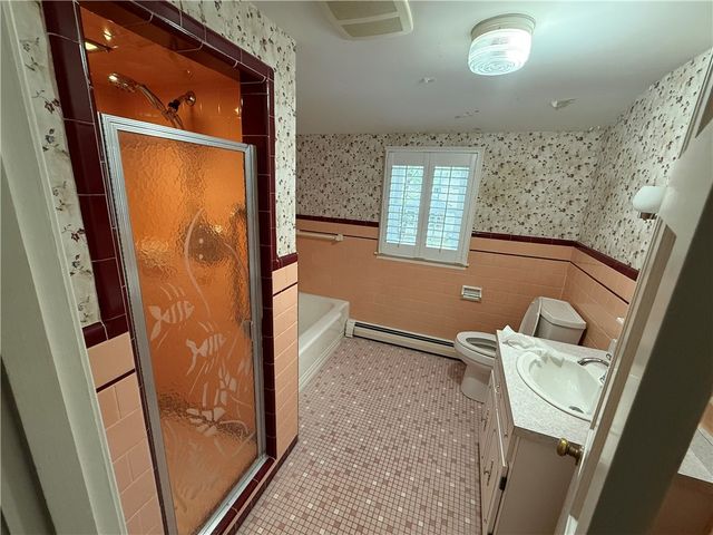 90 Alexander McGregor Road, Pawtucket, RI 02864