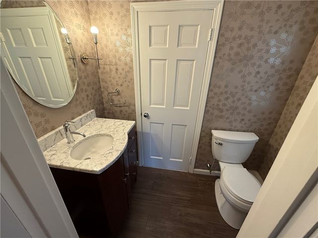 90 Alexander McGregor Road, Pawtucket, RI 02864