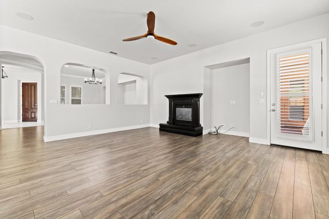9290 Eagle Springs Pl, Roseville, CA 95747