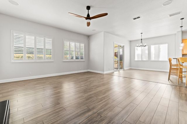 9290 Eagle Springs Pl, Roseville, CA 95747